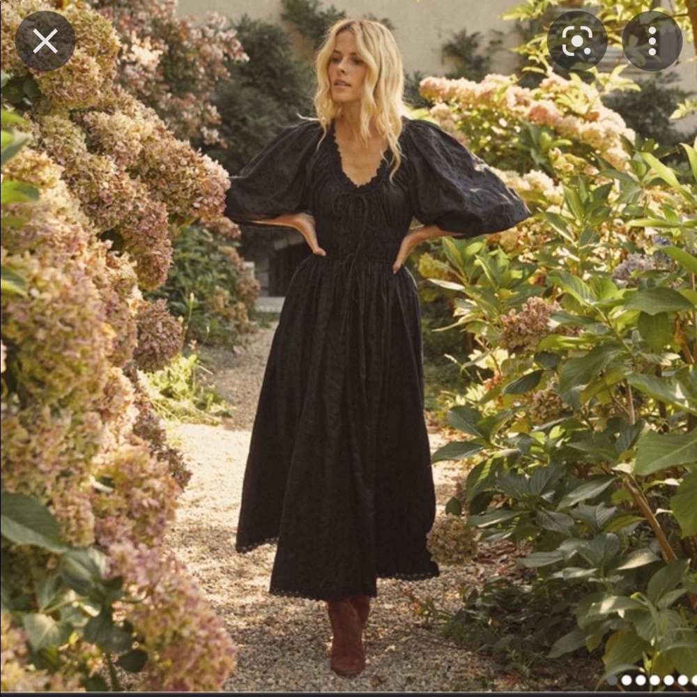 ISO Doen Isolde XXS or XS in black